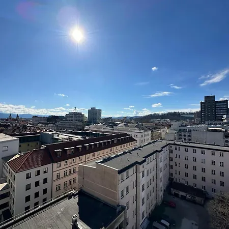 Center With A Castle View, Parking Apartment *